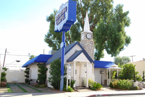 Graceland Wedding Chapel